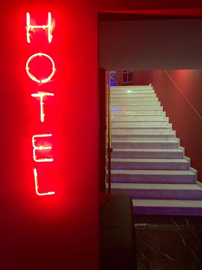 Amsterdam Hotel Одесса Экстерьер фото